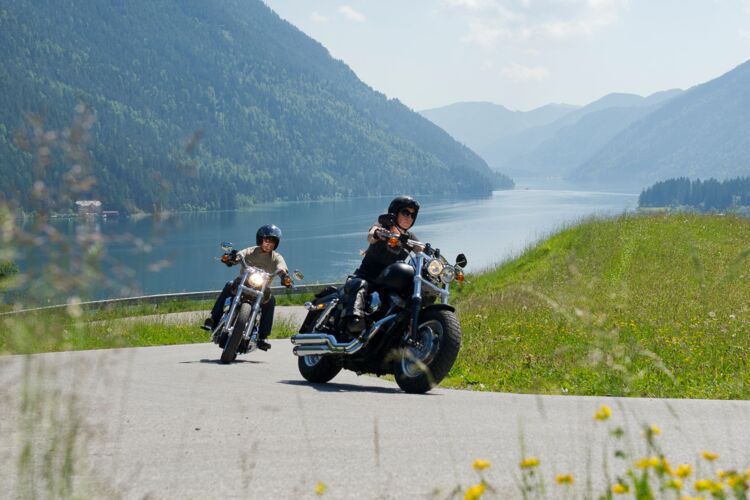 Harley-Tour zum Naturjuwel Weissensee - Motorrad-Tour vom Hotel Gasthof Strasswirt am Nassfeld in Kärnten