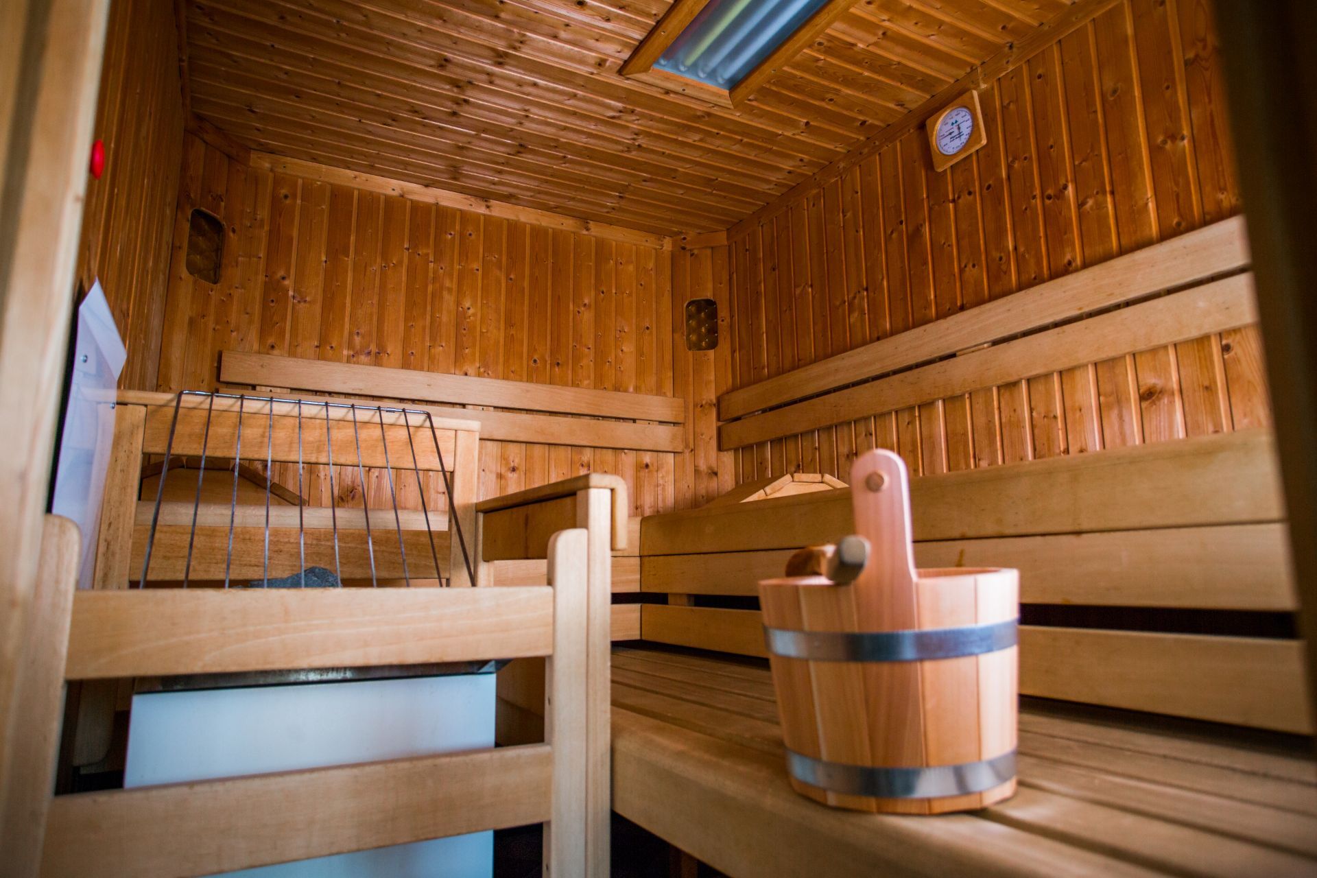 Große Finnische Sauna im Wellness-Bereich des Hotel Gasthof Strasswirt am Nassfeld in Kärnten