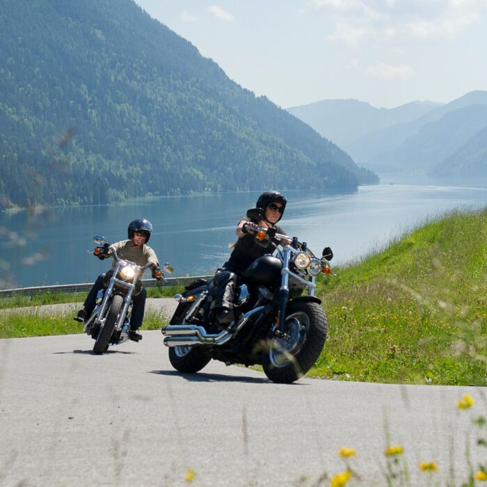 Harley-Tour zum Naturjuwel Weissensee - Motorrad-Tour vom Hotel Gasthof Strasswirt am Nassfeld in Kärnten